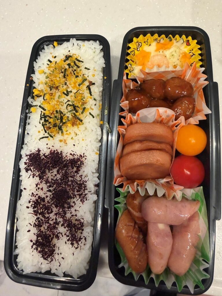 ママさんが作ったお弁当①（＠jun.a22さんより提供）