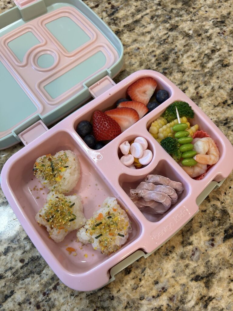 娘さんのお弁当⑦（＠hkozhoevaさんより提供）
