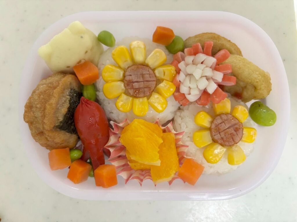 娘さんに作ったお弁当（＠kazumi19900108さんより提供）
