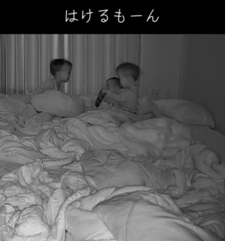 見守りカメラの様子⑧（＠tripletpapa3さんより提供）