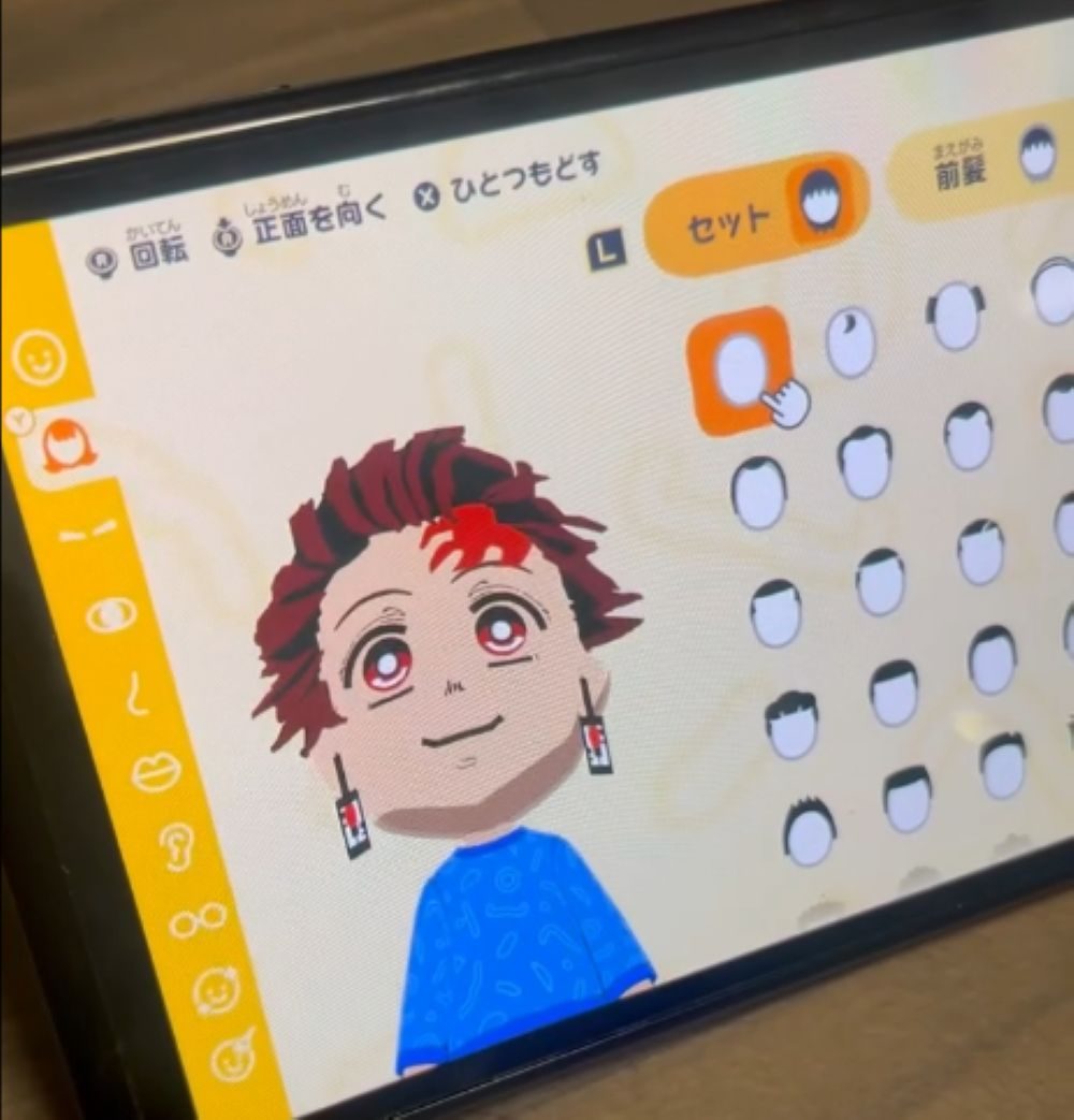 トモコレで“竈門炭治郎”を作った小4娘→しかしよく見ると…母が大笑いしたまさかの光景に「まってww」「笑っちゃいました」「天才いた」