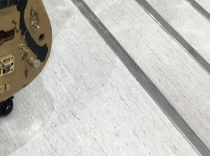 リサイクルショップでゴミかと思った5000円のベース。→持ち帰ると……「ビッグドリーム」「高級感すごい」「5000円は流石に安すぎるのでは？」