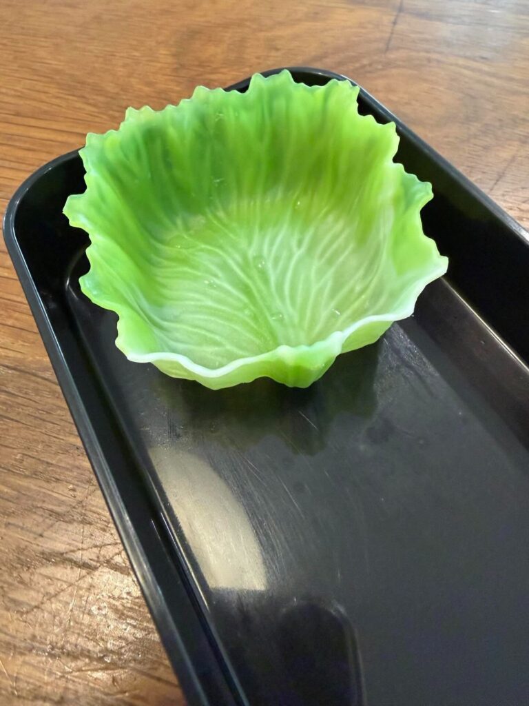 レタス風の弁当カップ①（＠miki.asnさんより提供）