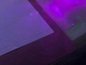 テスト勉強中の女子中学生「あれ…停電！？」→しかしその後…勉強机の“まさかの光景”に「好きすぎるｗ」「なんか捗りそう！」「いい仕事してる」