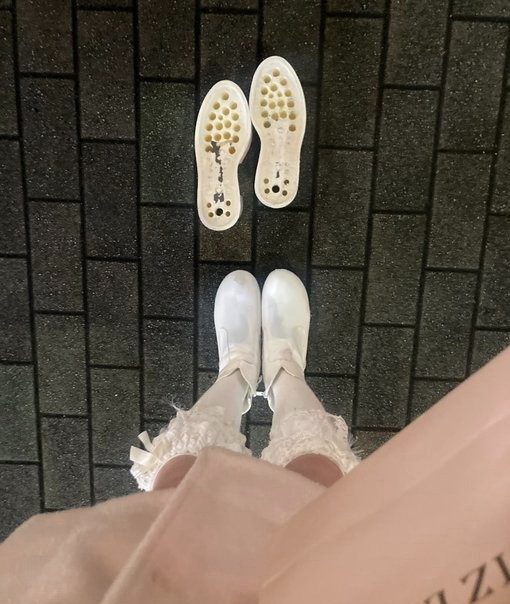 靴の底が取れた様子（＠windows9999999さんより提供）