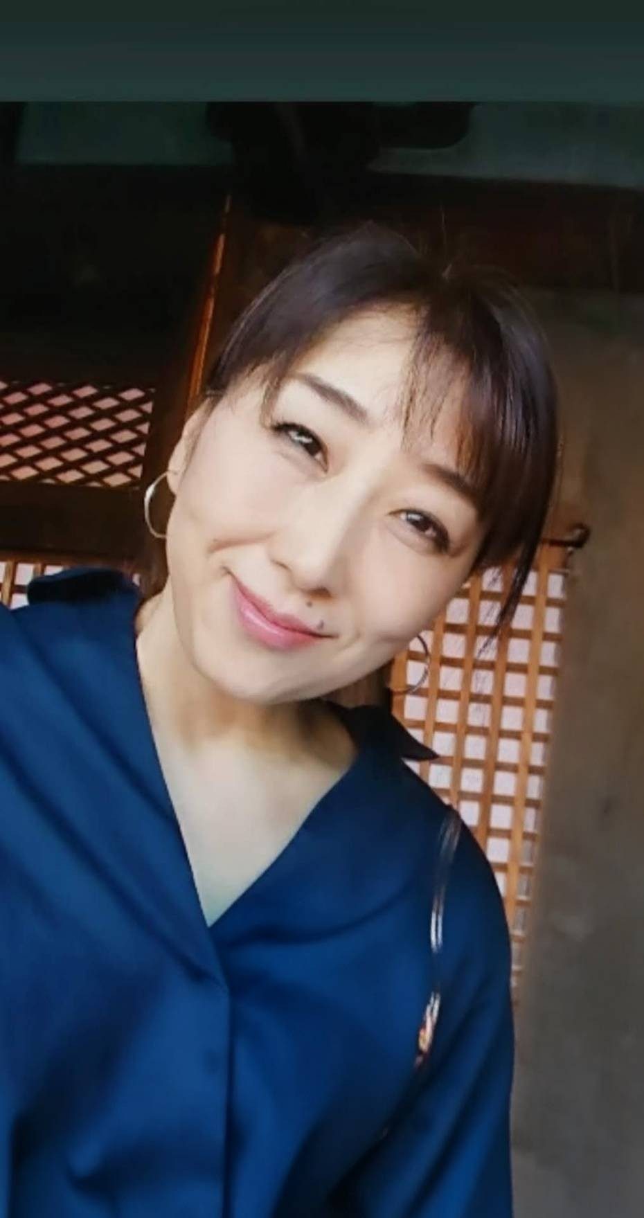 60歳母「昔はモデルとして活動していた」娘が母の写真を見せてもらうと…。その姿に「奇跡」「美人すぎるだろ」「美しい…からのギャップww」「アイドルみたい」