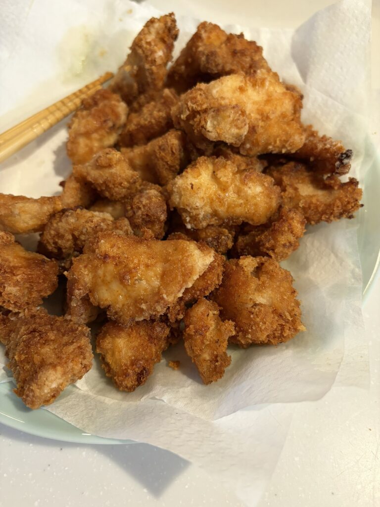 夕飯の唐揚げ（＠e.r.n.a.m01tonさんより提供）