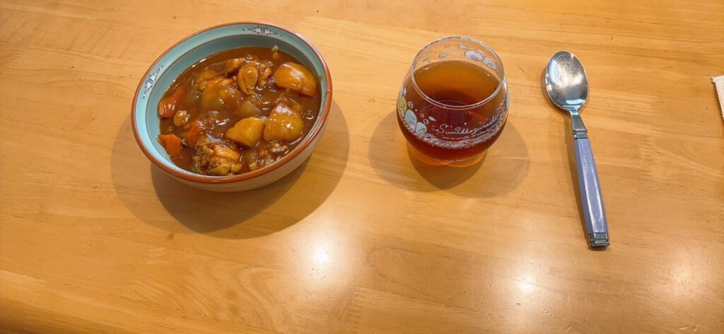 手作りカレー（＠ao.onlineyogaさんより提供）