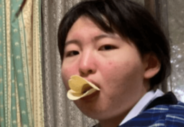 “垢抜け”を目指していた中1女子「自分が気持ち悪くて大嫌いだった」→その後、衝撃の“現在の姿”に「努力が凄い」