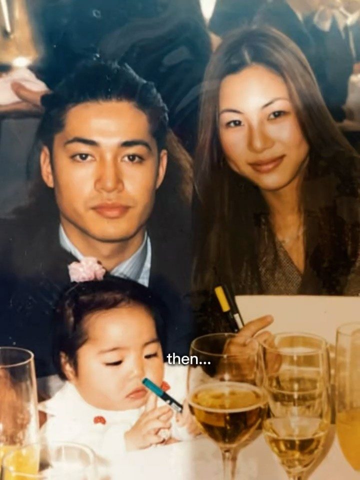 1997年、家族3人で撮影された写真→26年後の姿に…「美男美女」「ご両親若い！！」