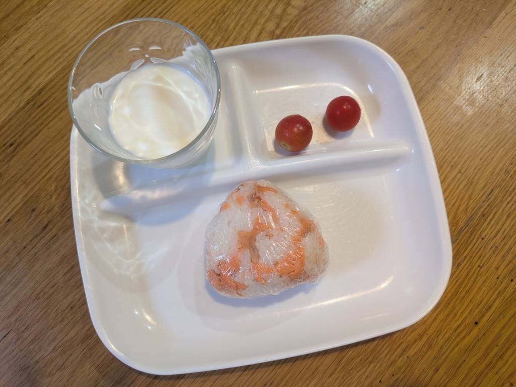 息子さんのご飯③（＠yyyyyuyuki_pentas_さんより提供）