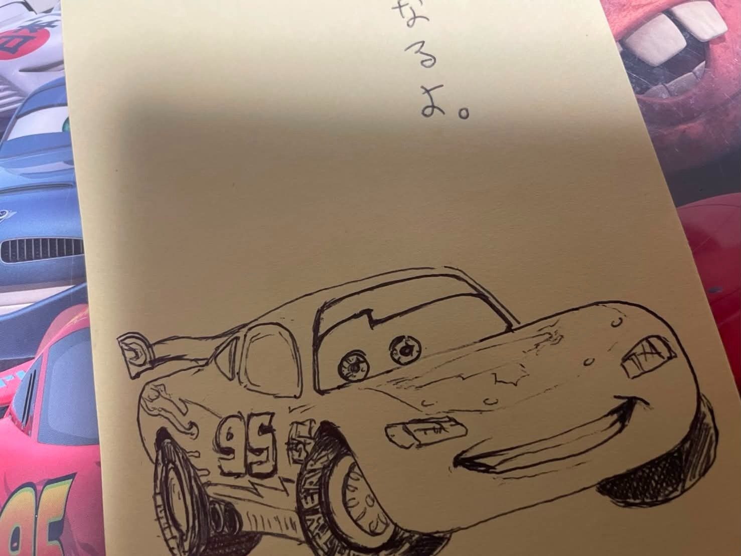 妻「子どもの短冊に絵描いといて」夫「簡単にでいい？」→妻が短冊を見ると……衝撃の光景に「旦那さん何者！？」「これのどこが簡単やねん（笑）」「原画…？」