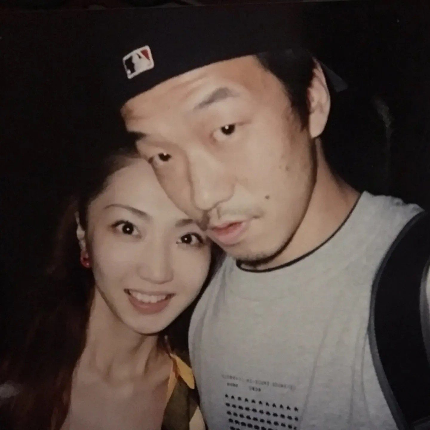1997年、彼女の職場に3ヶ月毎日通い詰めた男性。29年の歳月を経た「現在の姿」に絶賛の嵐「奥様が全く変わってなくてびっくり!」「ずっとお美しい」「素敵過ぎる」