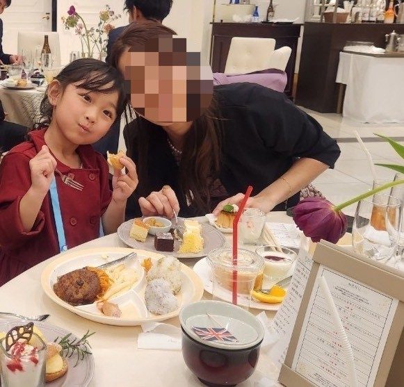 6歳になった現在の様子②（＠fam.s107さんより提供）