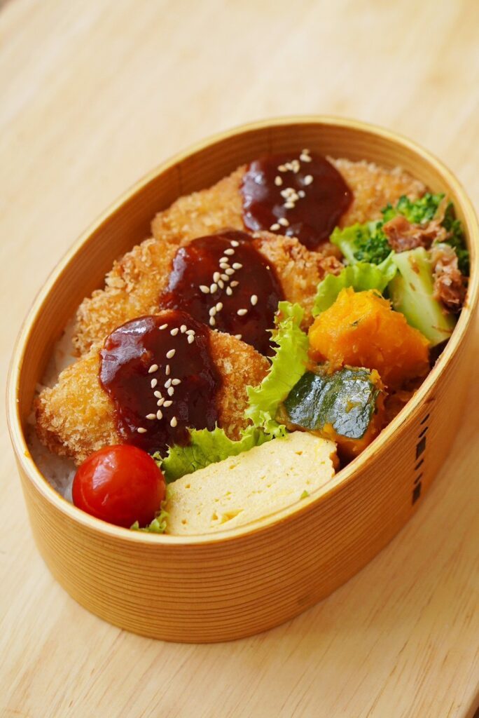 手作りのお弁当①（＠ak_46386さんより提供）