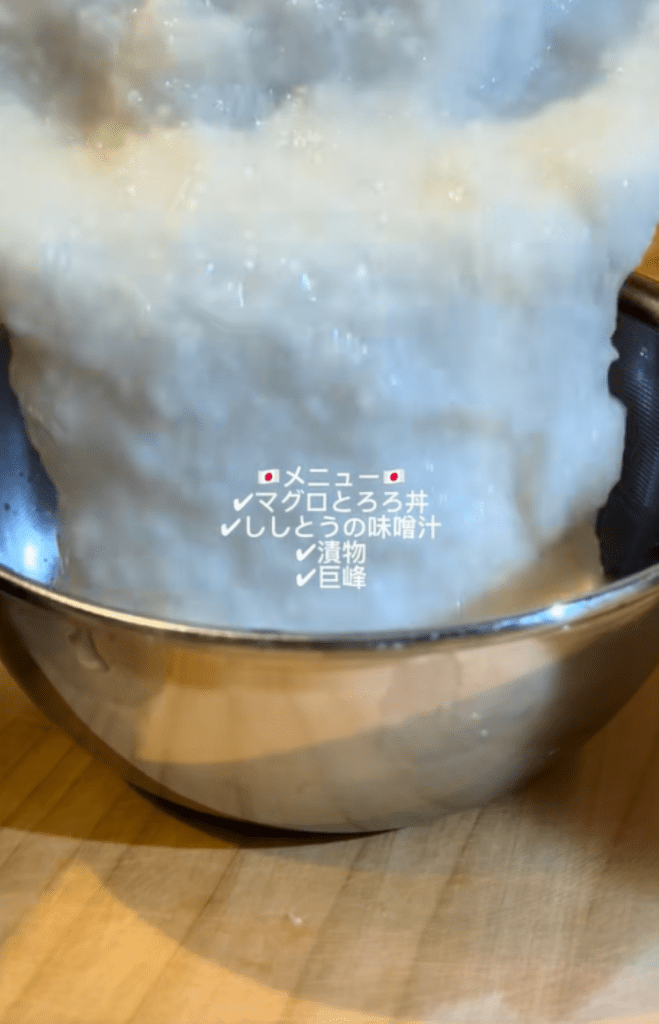 朝食づくり③（＠ikukyu_ryukiさんより提供）