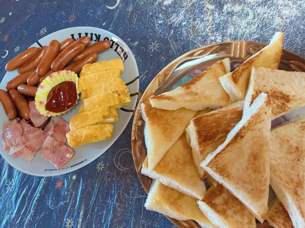 ＠rr_19_iiさんが用意したご飯①（＠rr_19_iiさんより提供）