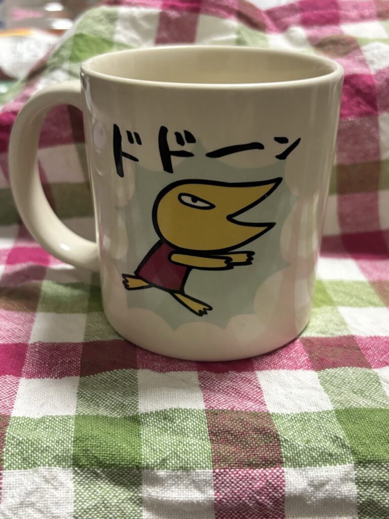 アランジアロンゾのマグカップ②（＠zhennailiさんより提供）