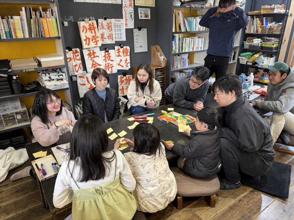 交流会を開催する入谷さん