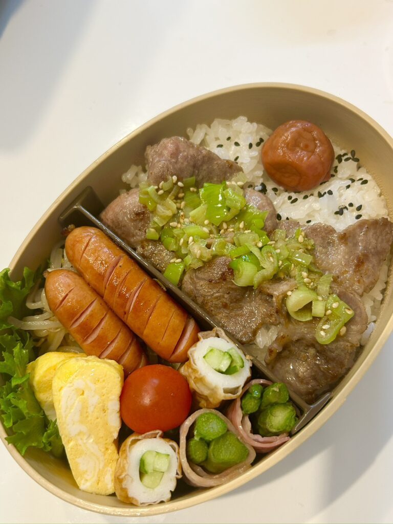 お弁当①（＠kiyora_omさんより提供）