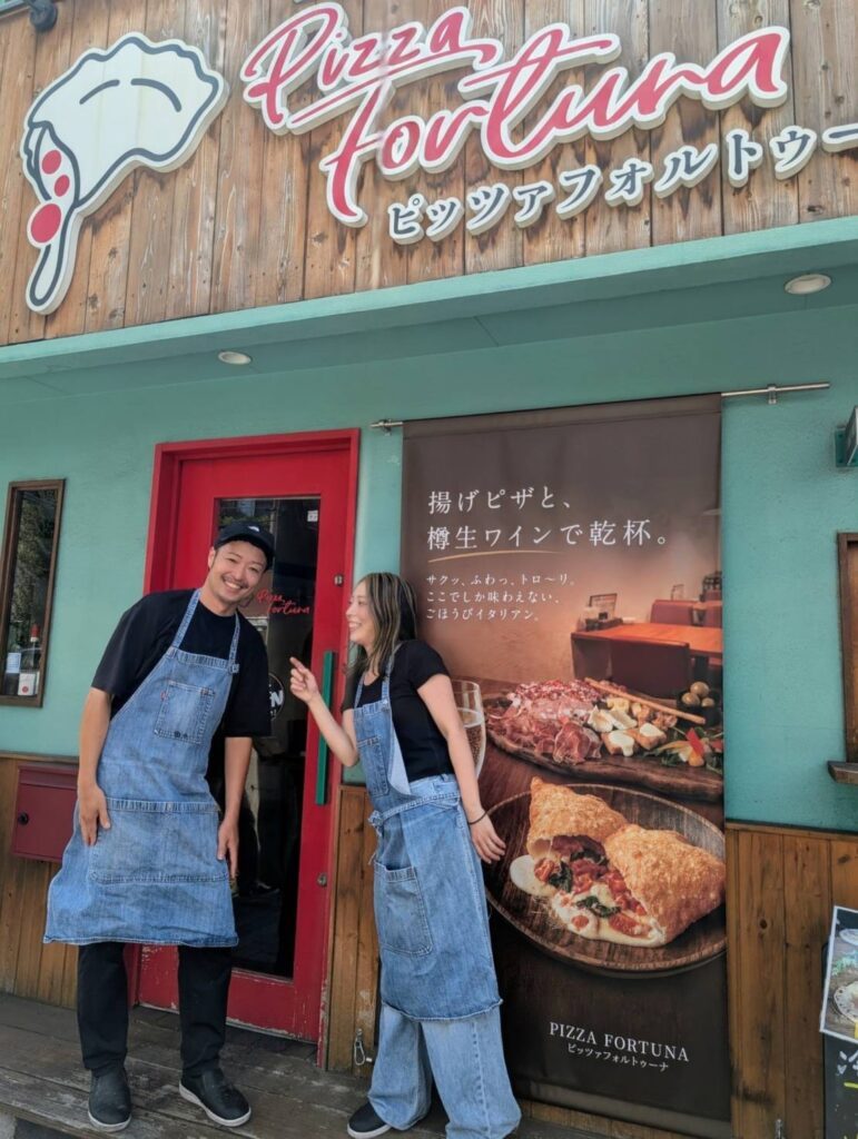 お店でのおふたり③（＠pizza_fortunaさんより提供）