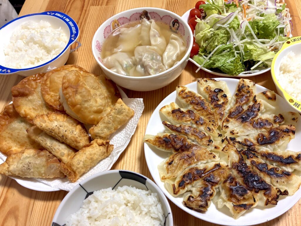別の日の食卓①（＠takema_38さんより提供）