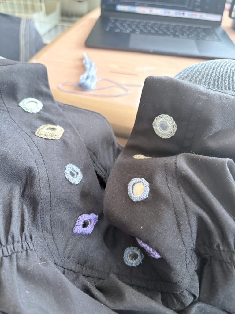 刺繍の制作途中の様子（＠erink0928さんより提供）