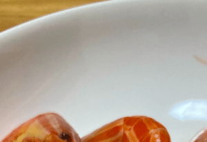 妻が年に一度職場で貰う食材。夫「めちゃくちゃうまい！」大絶賛のものに「めちゃ高級」「羨ましすぎる」「日本酒いきたくなるヤツ」