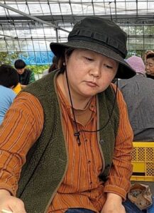 容姿がコンプレックスで“鏡を見るのも避けていた”女性。腸活を意識した2年後…→まさかの姿に「別人レベル」「若返ってませんか！？」