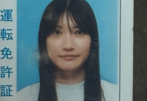 「この3年で垢抜けた」免許を更新した21歳の女性。よく見ると→現在の“驚きの姿”に「すごぉ！」「まるで別人」「最強美人に！」
