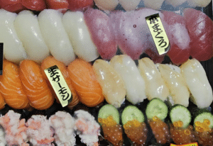 スーパーで買った50貫の寿司→しかしよく見ると……まさかの光景に「そんな割引あるの！？」「初めて見た」「マジの戦利品すぎる」