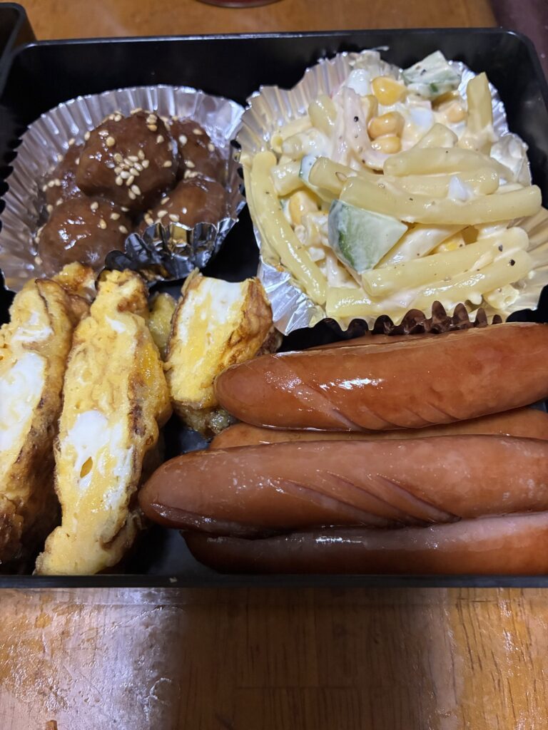 体育祭のお弁当③（＠xkeix0310さんより提供）