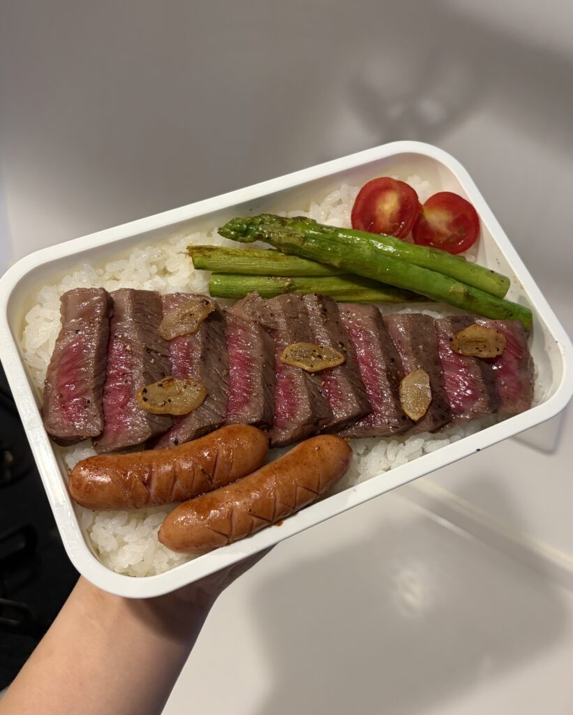 これまでのお弁当④（＠17_bentoさんより提供）