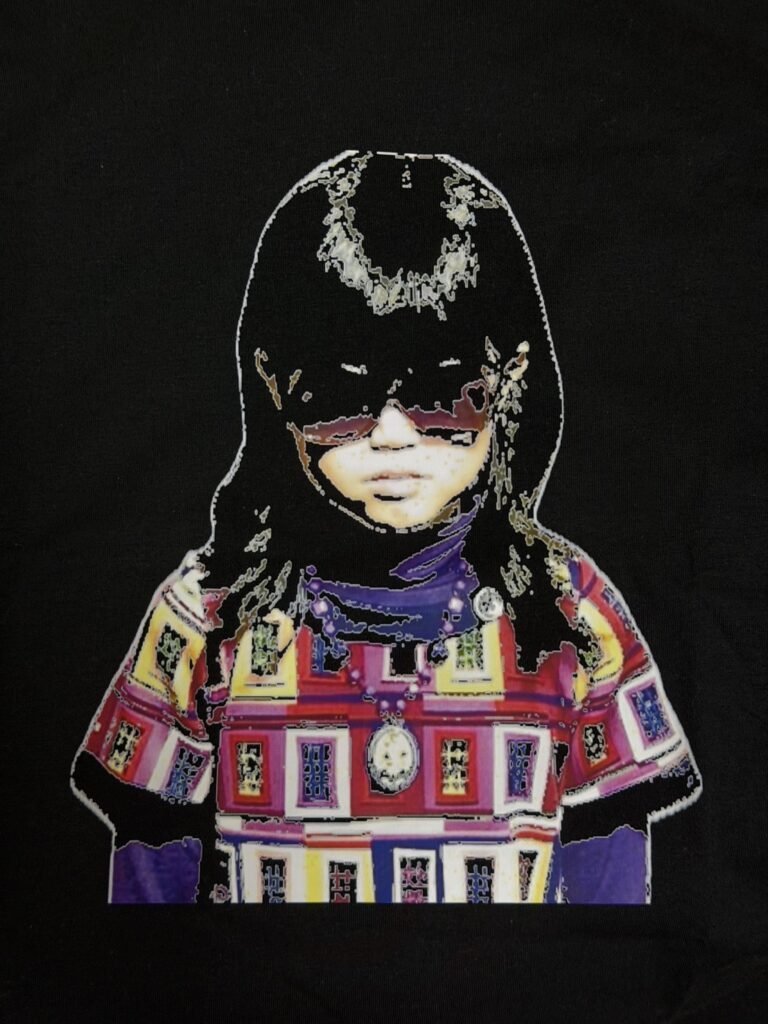 Tシャツになったデザイン（＠brilliant_fashion_2022さんより提供）