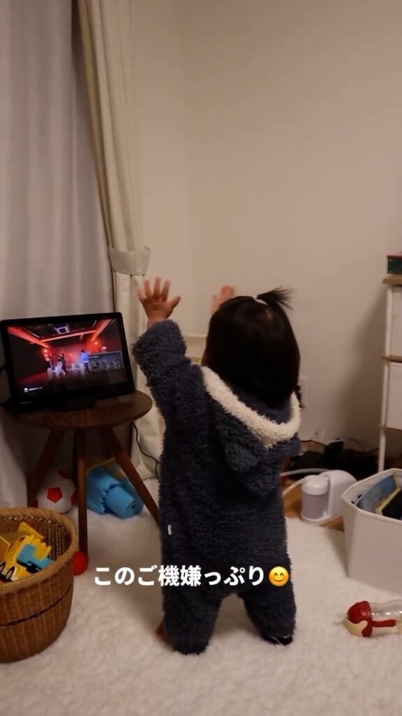 timeleszのPVに合わせて踊る様子②（＠maf__oodさんより提供）