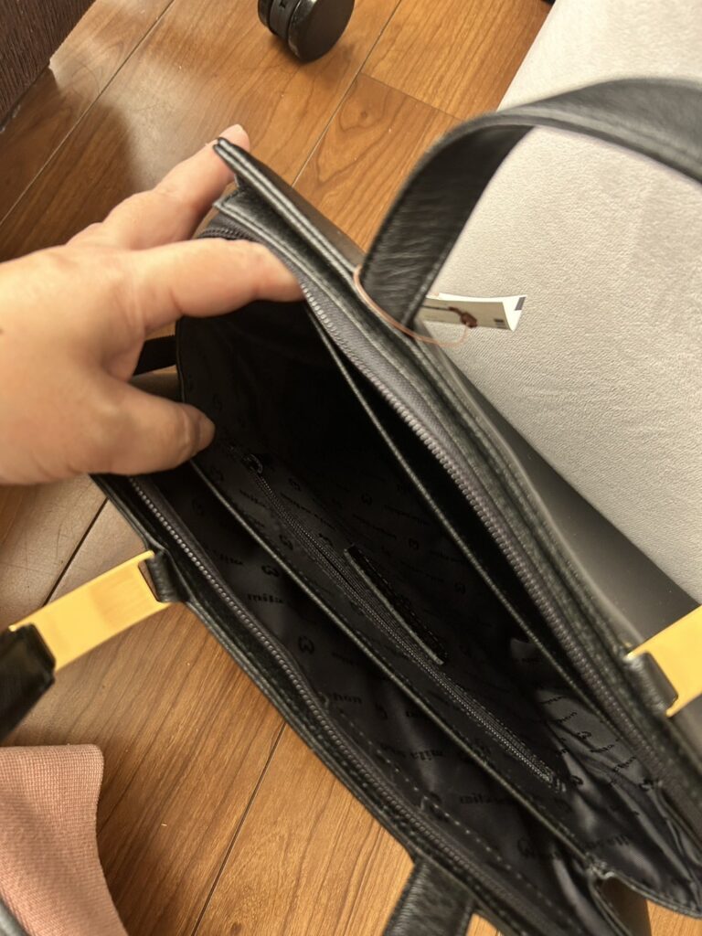バッグの内側②（＠joanna.sugさんより提供）