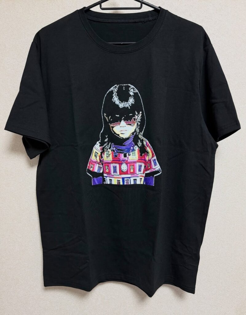 娘さんが贈ったTシャツ②（＠brilliant_fashion_2022さんより提供）