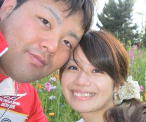 平成21年ネットのチャット上だけでやり取りしていた男女。17年後→現在の2人の姿に…「めっちゃ可愛い」「美人さん」「羨ましいよ…」