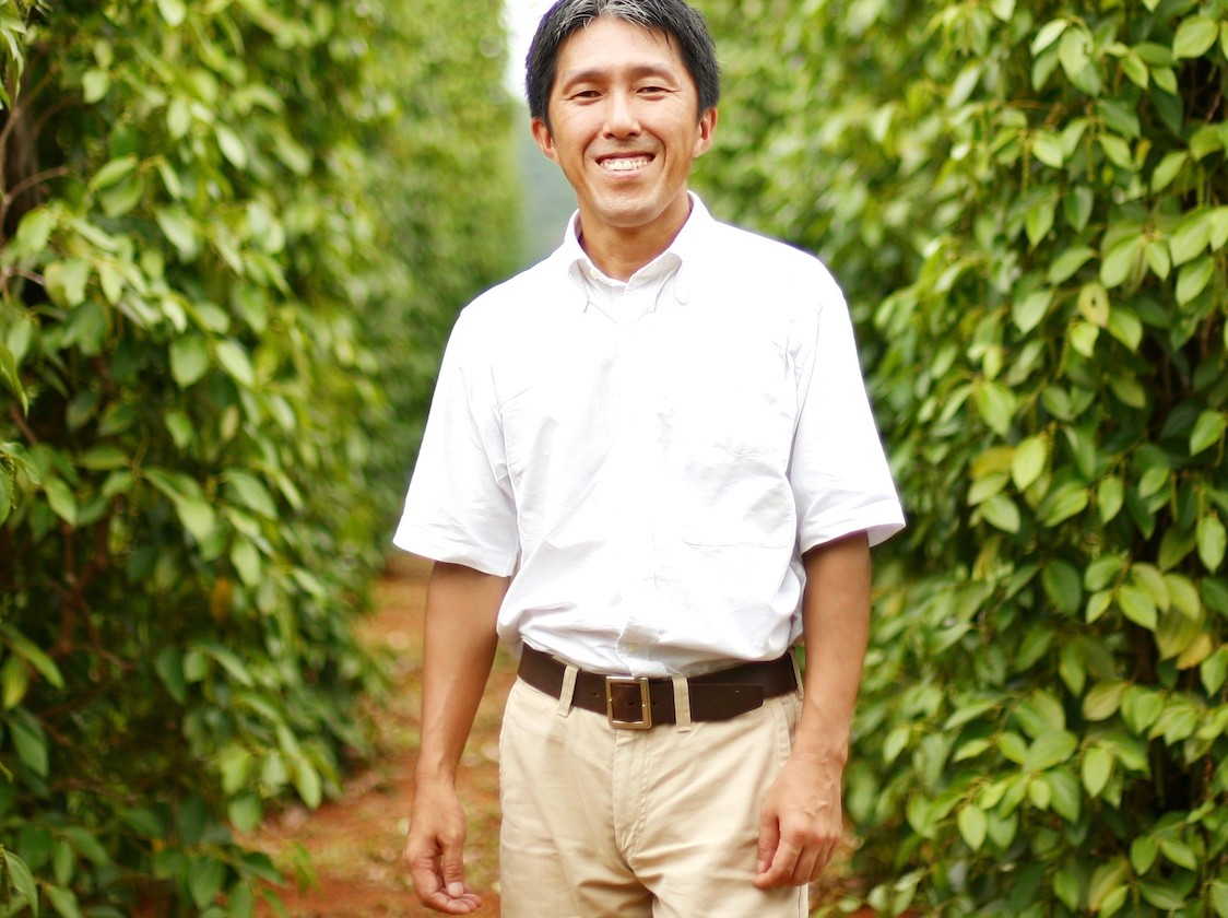 胡椒農園を営む倉田ひろのぶさん　倉田さん提供